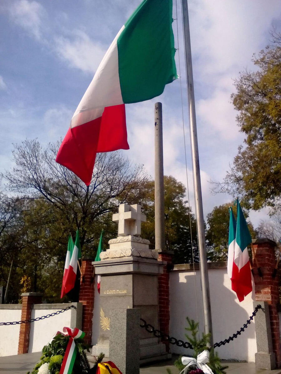 un cimitero italiano a Sofia in Bulgaria